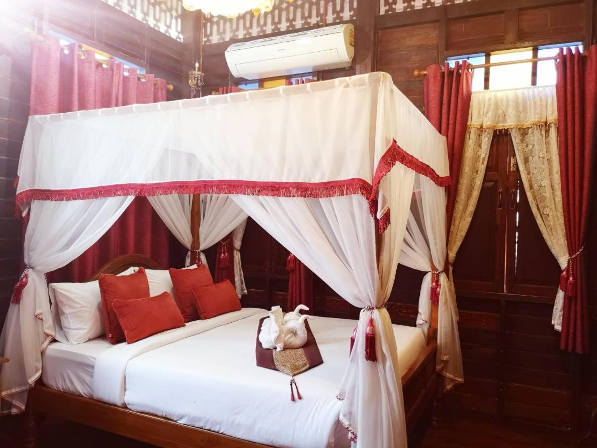 Baan Sithepaban Guesthouse بيتسانولوك المظهر الخارجي الصورة