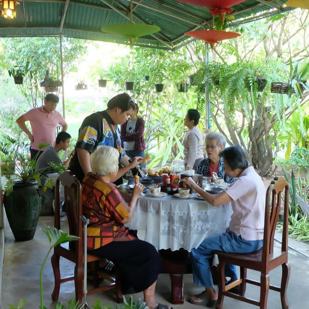 Baan Sithepaban Guesthouse بيتسانولوك المظهر الخارجي الصورة