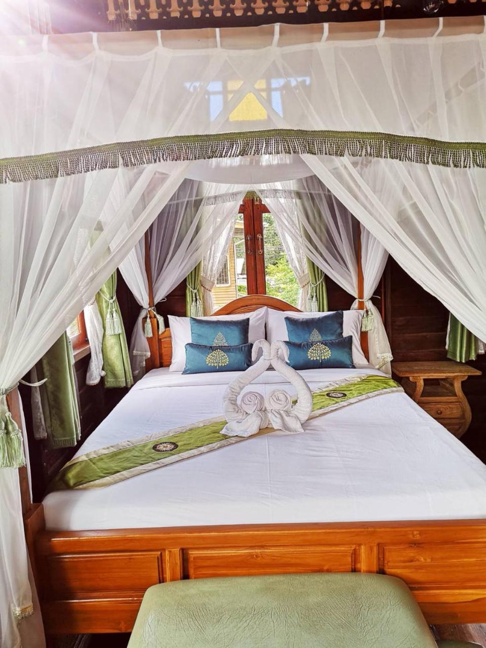 Baan Sithepaban Guesthouse بيتسانولوك المظهر الخارجي الصورة