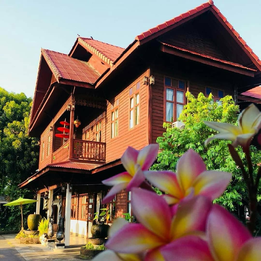 Baan Sithepaban Guesthouse بيتسانولوك المظهر الخارجي الصورة